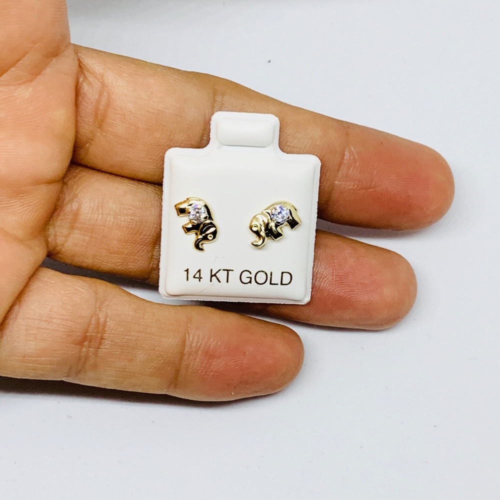 Solid 14k Gold Earrings Elephants Studs - image 3